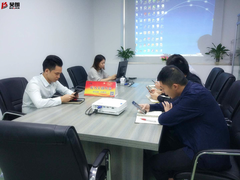 贝朗自动化设备公司——晨会现场 贝朗自动化设备公司——晨会现场