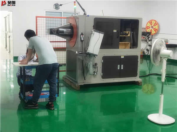 贝朗自动化技术工程师打样现场