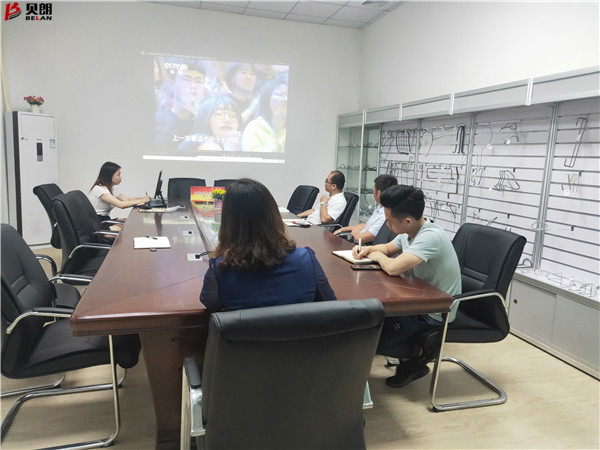 贝朗自动化设备员工学习现场 贝朗自动化设备员工学习现场